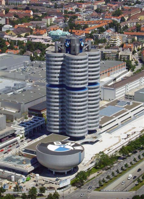 Bayerische Motorenwerke AG (BMW) and BMW Nederland BV v .